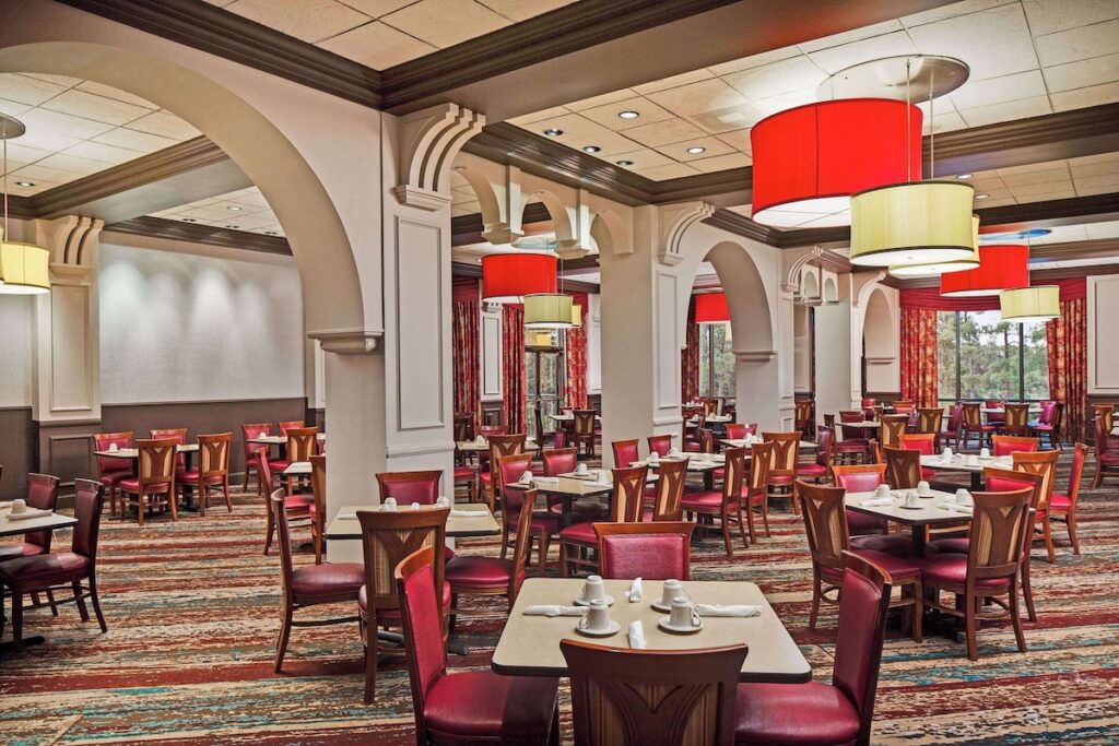 Wyndham Garden Lake Buena Vista  Disney Springs® Area - Image 4